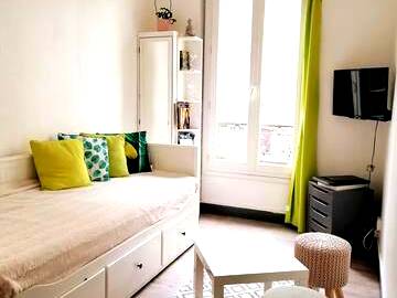 Roomlala | Charming Flat Montmartre Paris