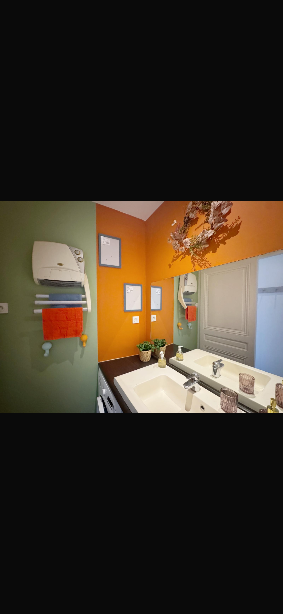 Entire Home Lyon 671081