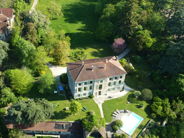 Bed And Breakfast Malville 57740-1