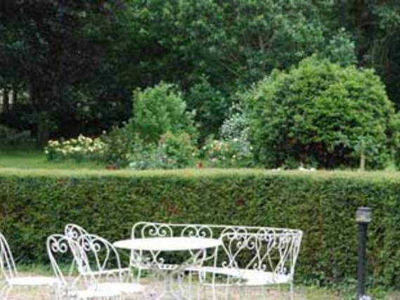 Bed And Breakfast Mûrs-Erigné 56540-3