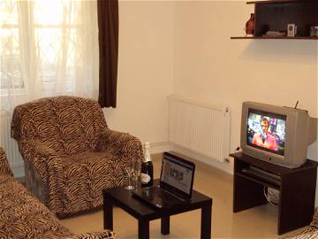 Room For Rent Busteni 40086