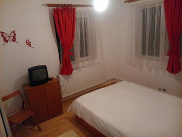 Chambre À Louer Busteni 40086