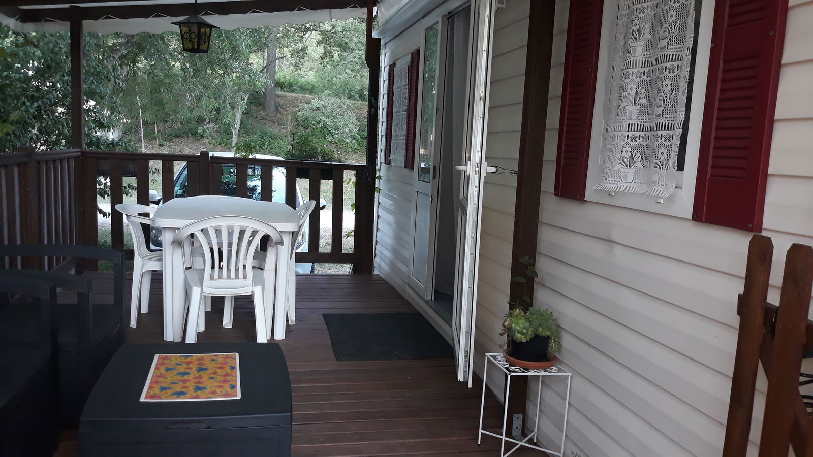 Independent Studio Beynes 260211