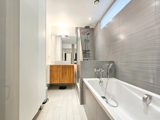 Entire Home Paris 662436