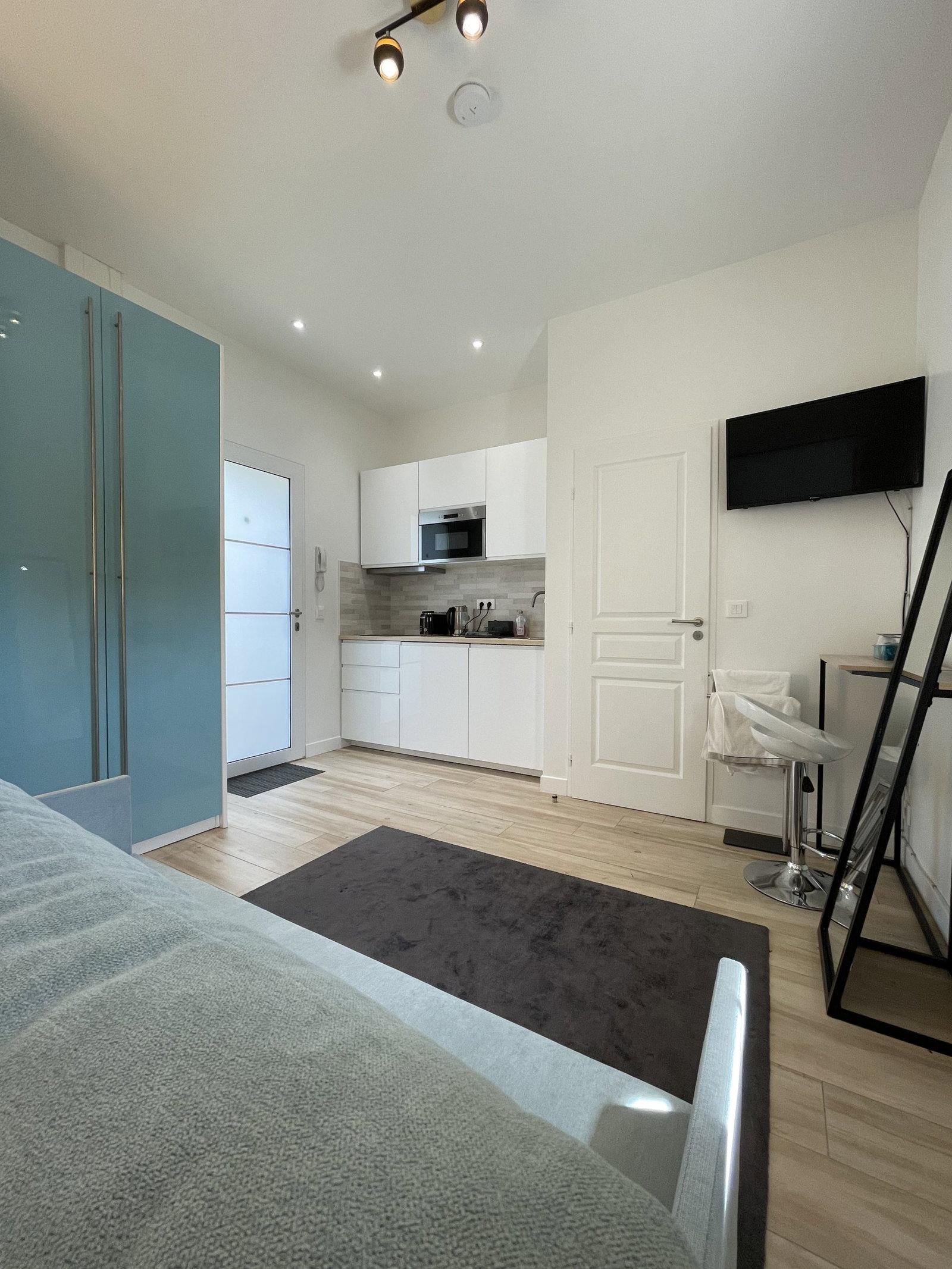 Entire Home Bagneux 667400