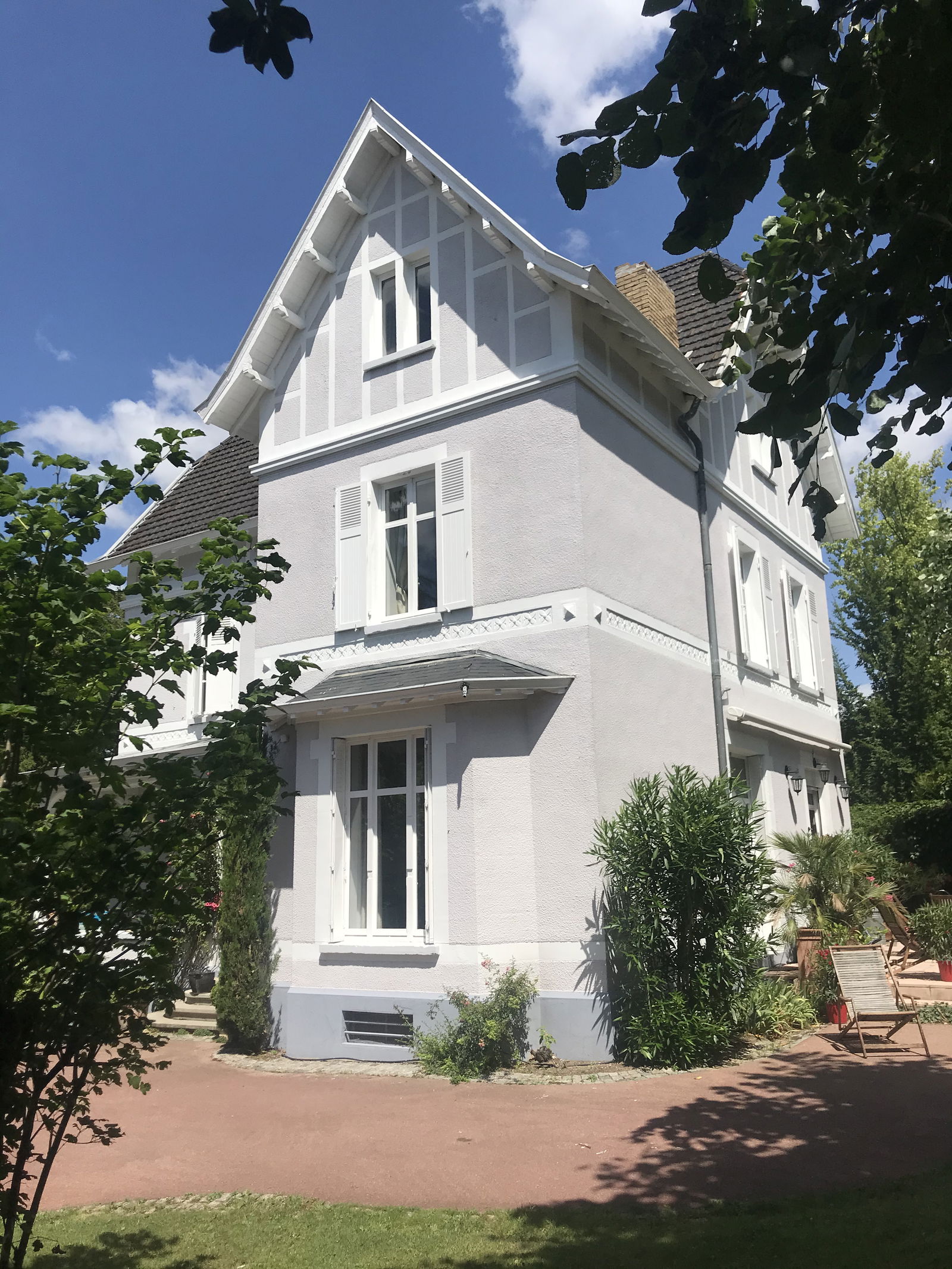 Homestay Tassin-la-Demi-Lune 13565