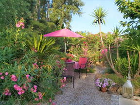 Encantadora Villa Apartamento Con Jardín Y Piscina Comunitaria