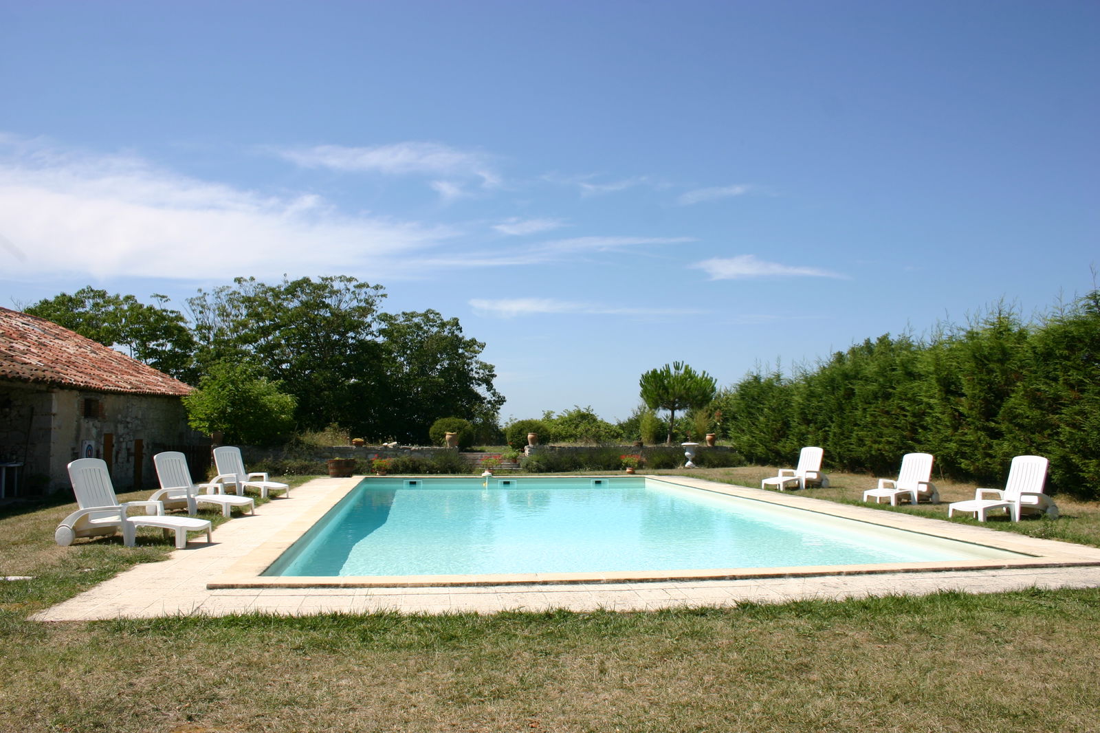 Onafhankelijke Studio Goudourville 64258
