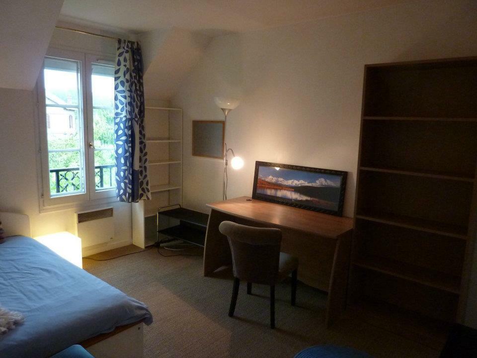 Colocation Cergy 47434