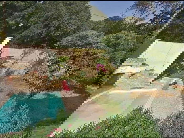 Colocação Nîmes 413698-4