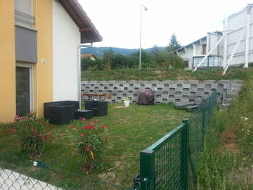 Room For Rent Bons-En-Chablais 122317