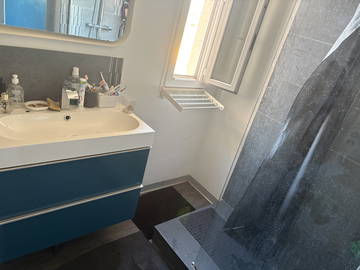 Unterkunft beim Gastgeber zur Miete in Marseille - Foto 4 : Badezimmer-4
