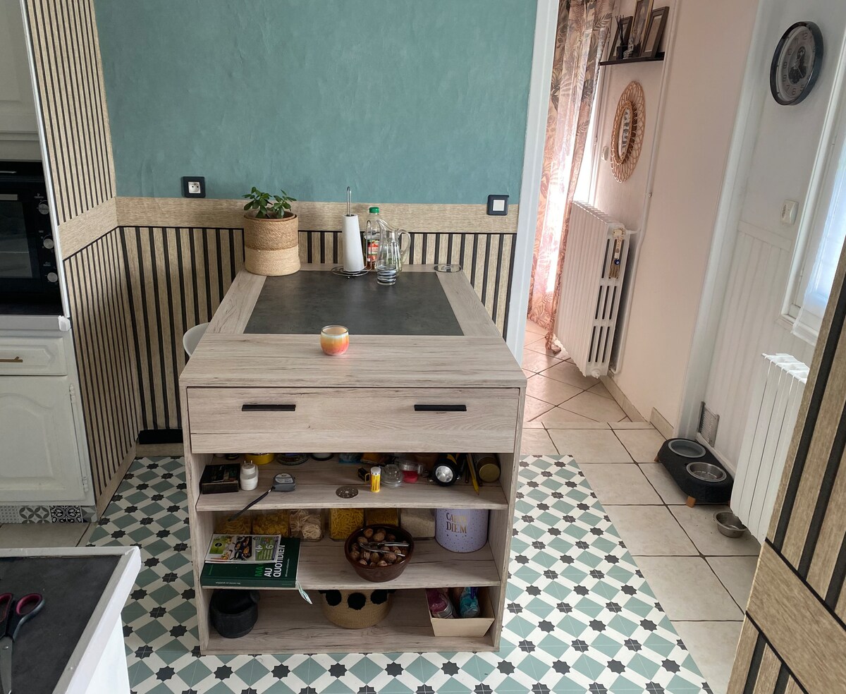 Homestay Cusset 677055