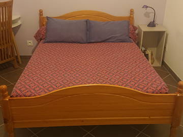 Roomlala | Cichy pokój, w domu na wsi.