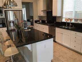 Classy House Looking For Roommate 