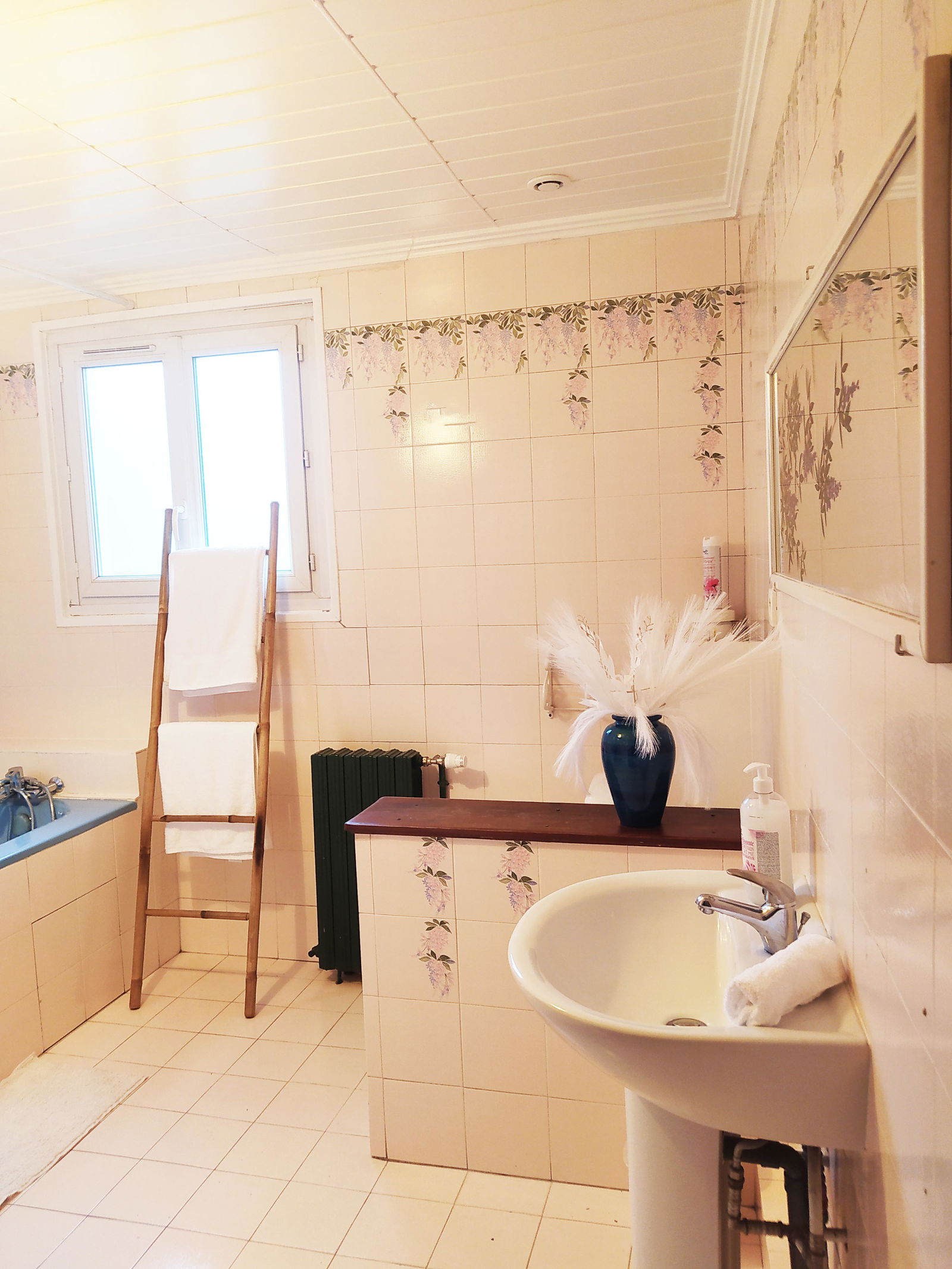 Homestay Stains 475812