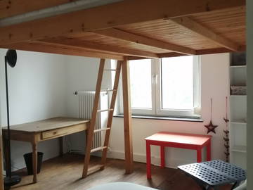 Roomlala | Coinquilino A Verviers In Una Casa Padronale (stanza Ammobiliata