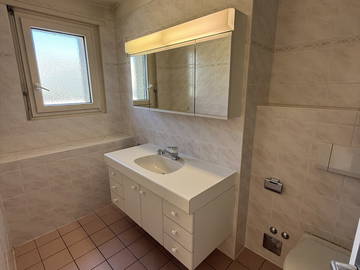 Colocation à louer à Lausanne - photo 11 : salle de bain-11