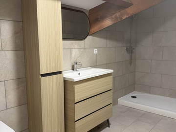 Coliving à louer à Marennes - photo 6 : salle de bain-6
