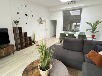 Roomlala | Coliving New And Calm Gosselies Center