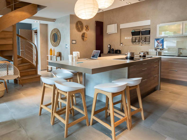 Kolokation Villeurbanne 636120-4