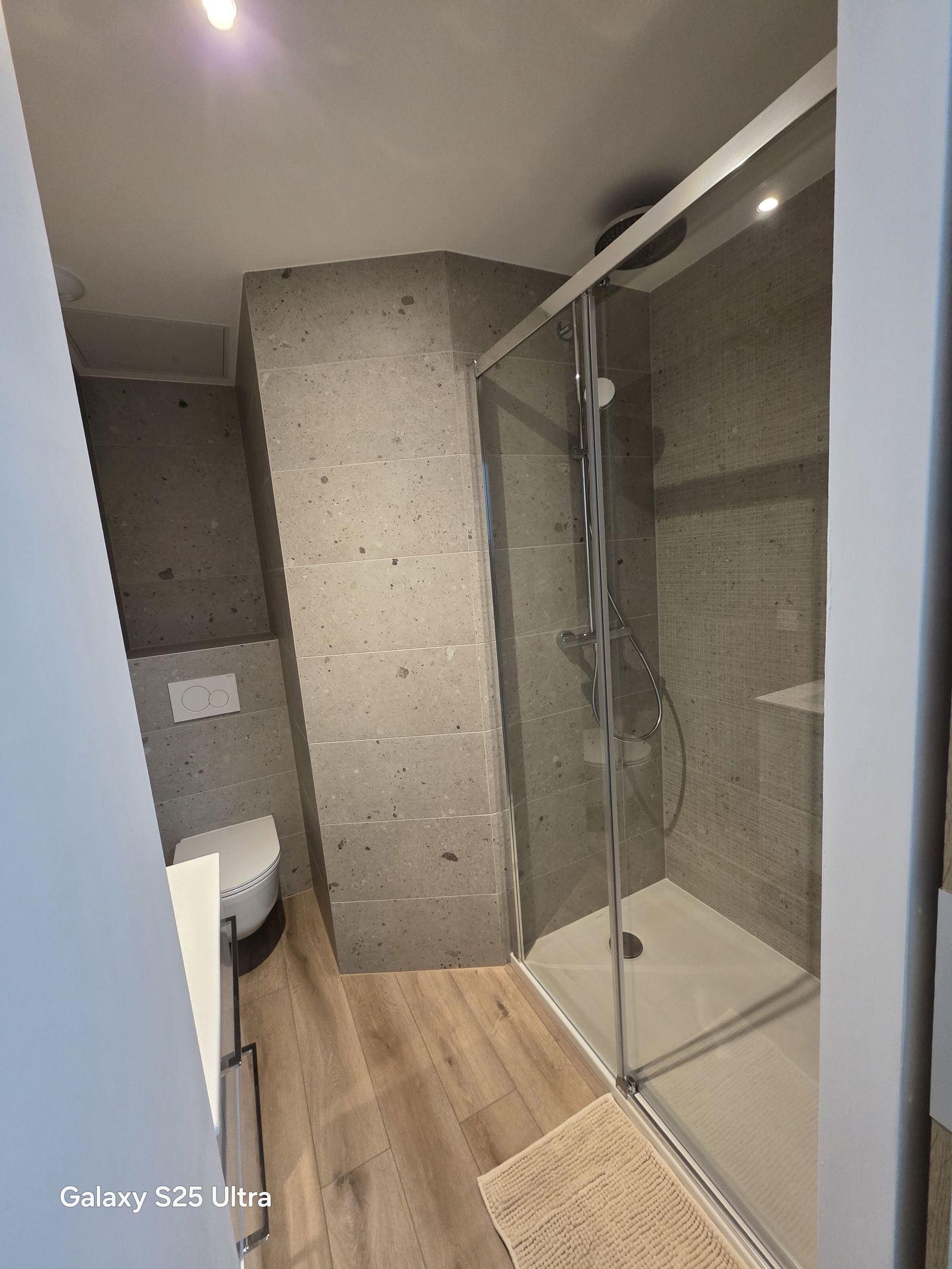 Colocatie Annemasse 653228