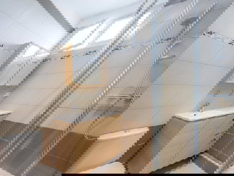 Kolokation Lyon 540852-3