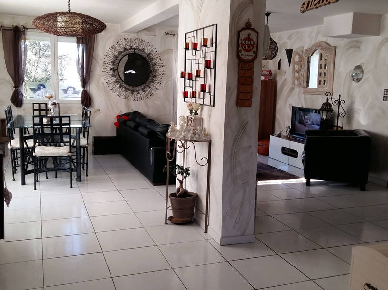 Colocation Roques 123685-1