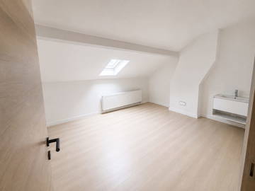 Shared housing for rent in Liège - photo 7: Other room-7