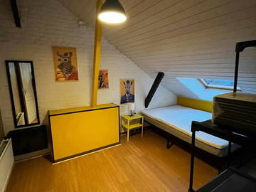 Colocation à louer à Charleroi - photo 1 : chambre-1