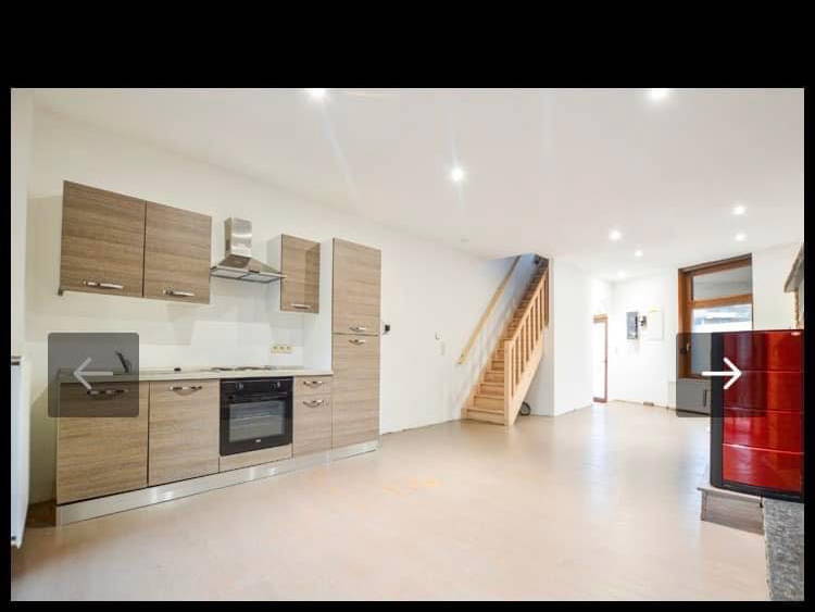 Kolokation Charleroi 414727-5