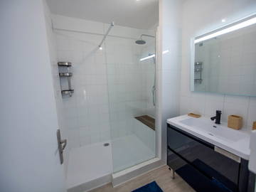 Colocation à louer à Toulon - photo 5 : salle de bain-5