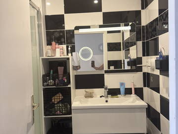 Unterkunft beim Gastgeber zur Miete in Tours - Foto 7 : Badezimmer-7