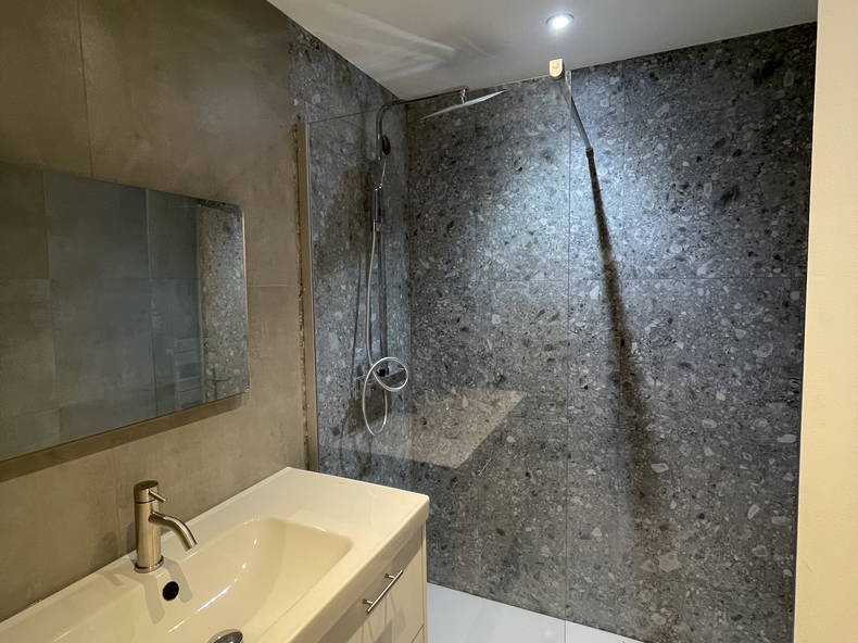 Colocación Annecy 482352-2