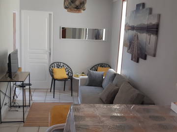 Room For Rent Cergy 239647