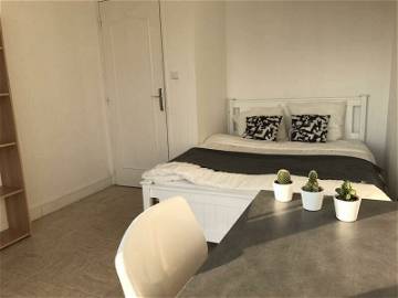 Room For Rent Cergy 209754