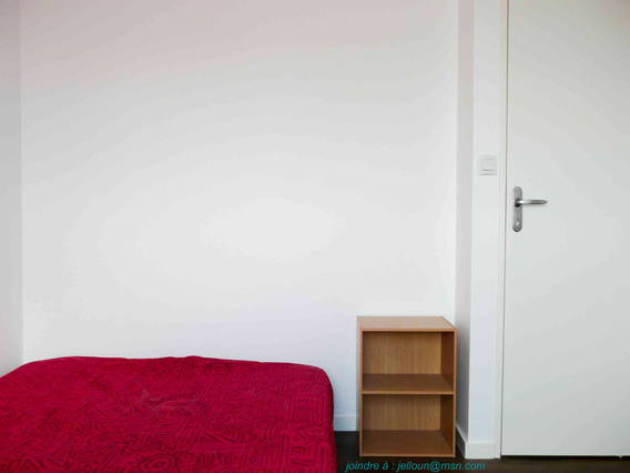 Kolokacja Saint-Herblain 11327-4