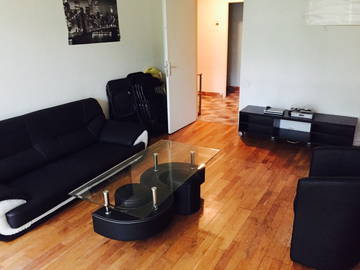 Room For Rent Cergy 129468