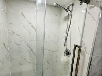Colocation à louer à Gatineau - salle de bain-9