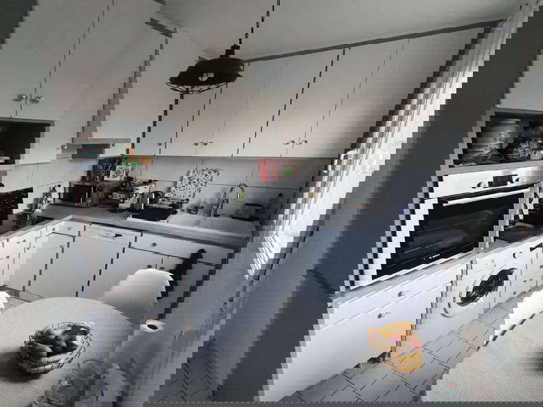 Colocation Tours 464049-3