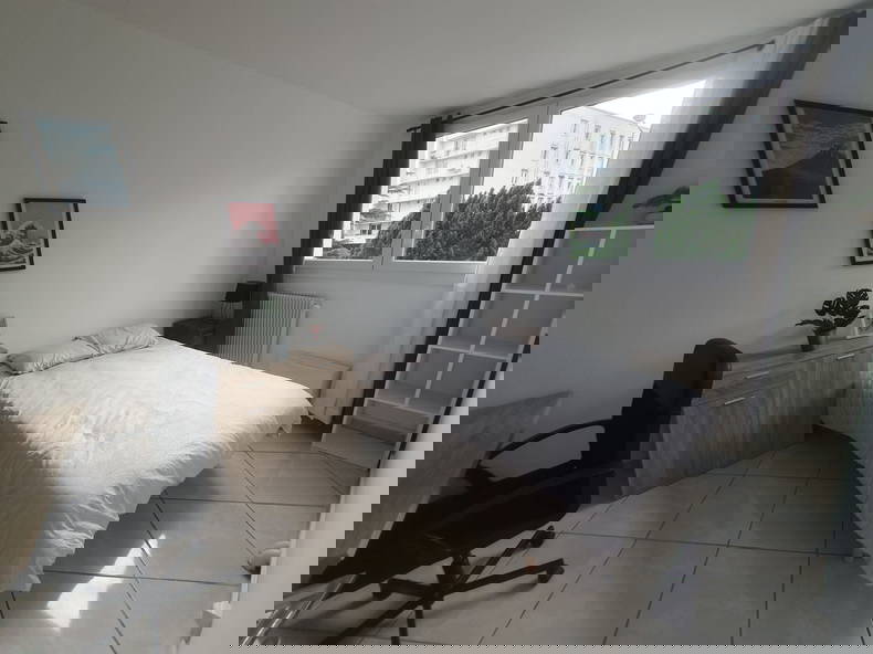 Colocation Tours 531889-4