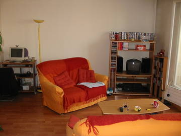 Room For Rent Antony 84893