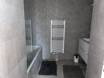 Colocation à louer à Puteaux - photo 10 : salle de bain-10
