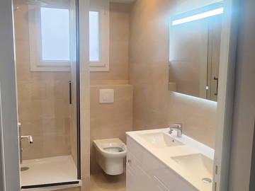 Colocation à louer à Montigny-Le-Bretonneux - photo 10 : salle de bain-10