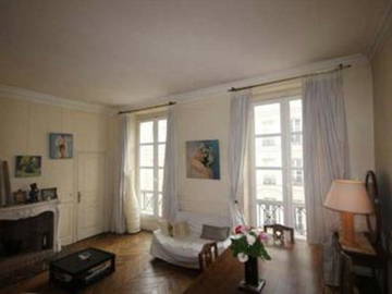 Wg-Zimmer Paris 38320