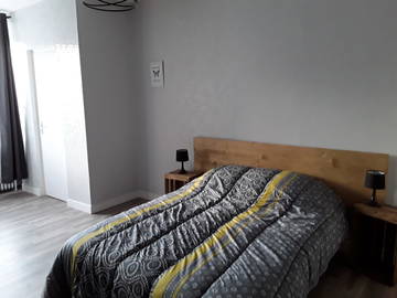 Chambre À Louer Benoîtville 299949