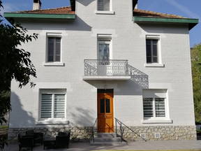 Habitación compartida en casa de un residente