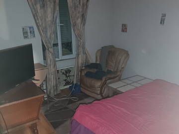 Room For Rent Saint-Jean-D'angély 440619-1