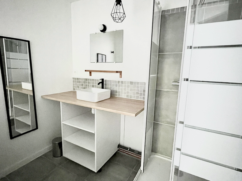 Colocación Cergy 501142-3