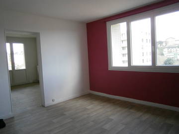 Shared Accommodation Valence 121947-4